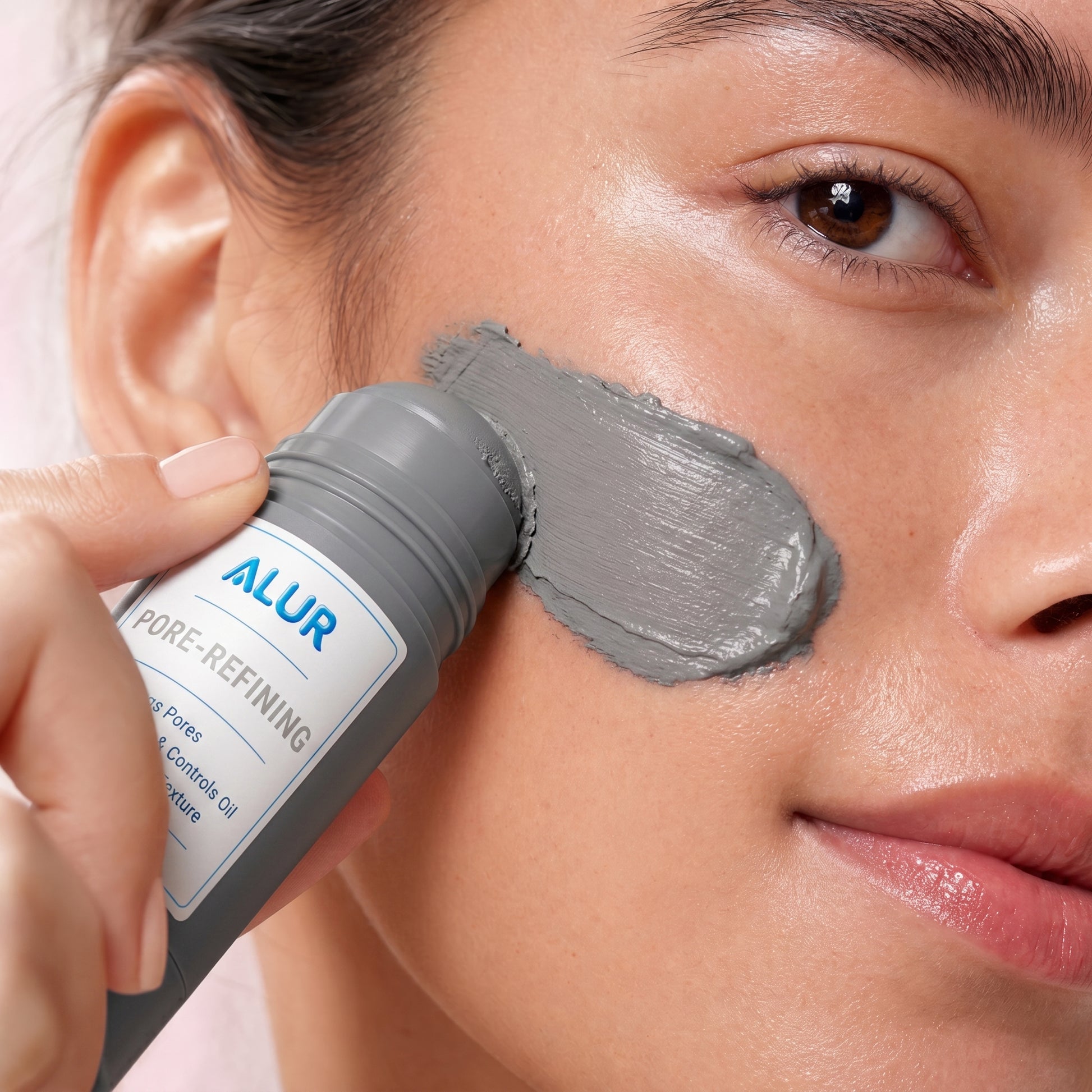 ALUR Pore-Refining Clay Stick - Skin Application